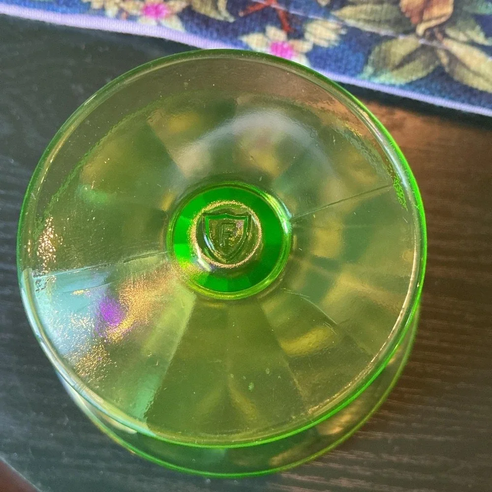 Vintage Federal Green Uranium Depression Sherbet/Dessert Glass‎